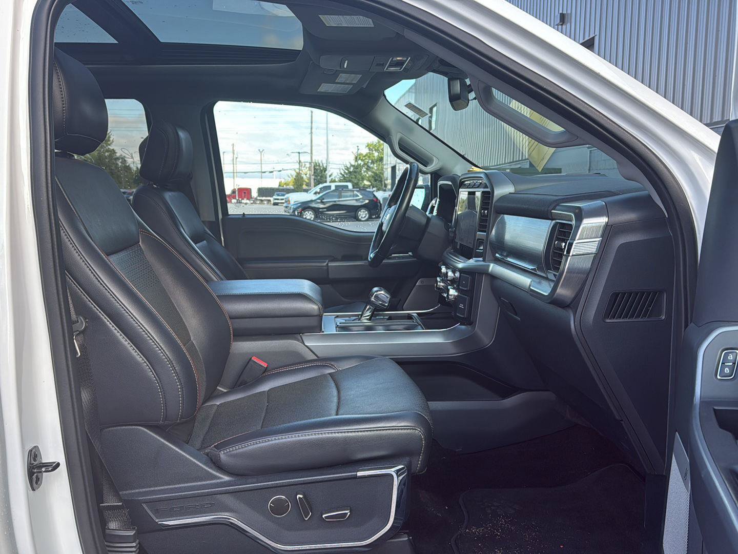 Used 2021 Ford F150 Lariat w/ Equipment Group 502A High AWD/4WD image 12