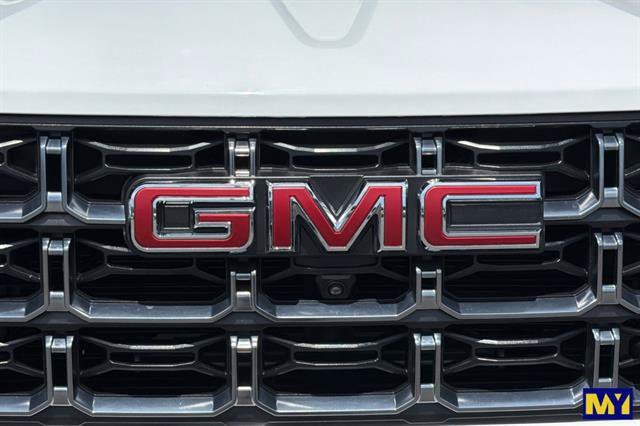 Certified 2024 GMC Canyon AT4 w/ AT4 Premium Package AWD/4WD image 36