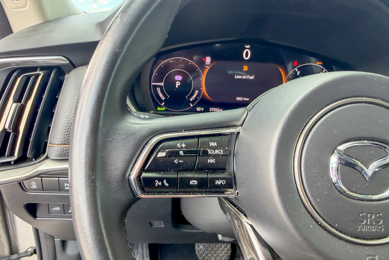 Certified 2024 MAZDA CX-90 Plug-In Hybrid w/ Premium Pkg AWD/4WD image 19