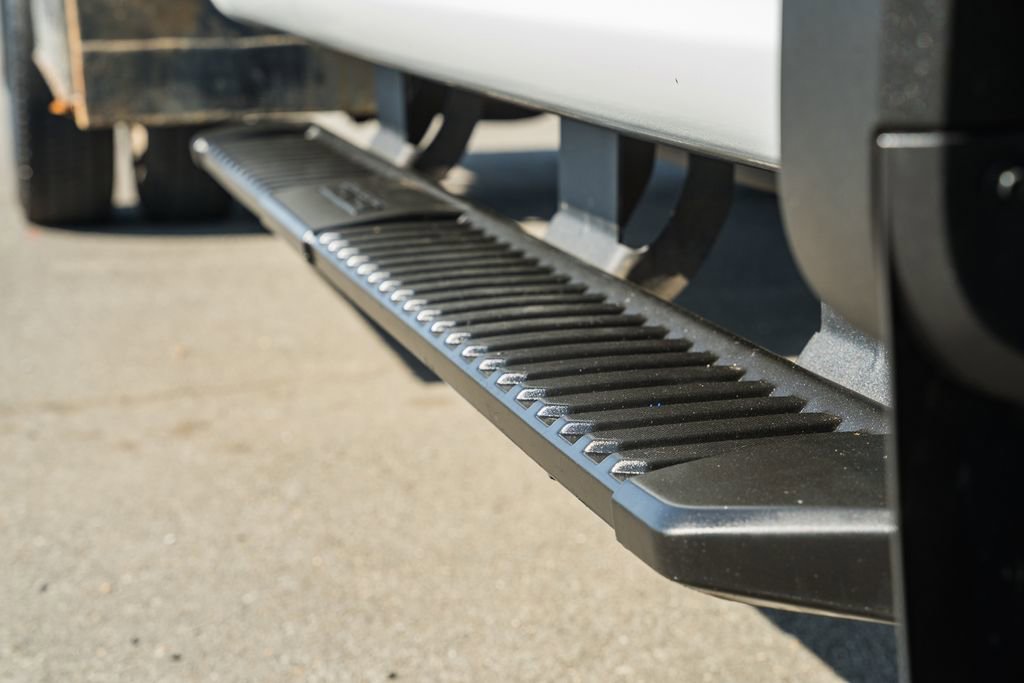 Used 2017 Ford F550 4x4 SuperCab Super Duty image 18