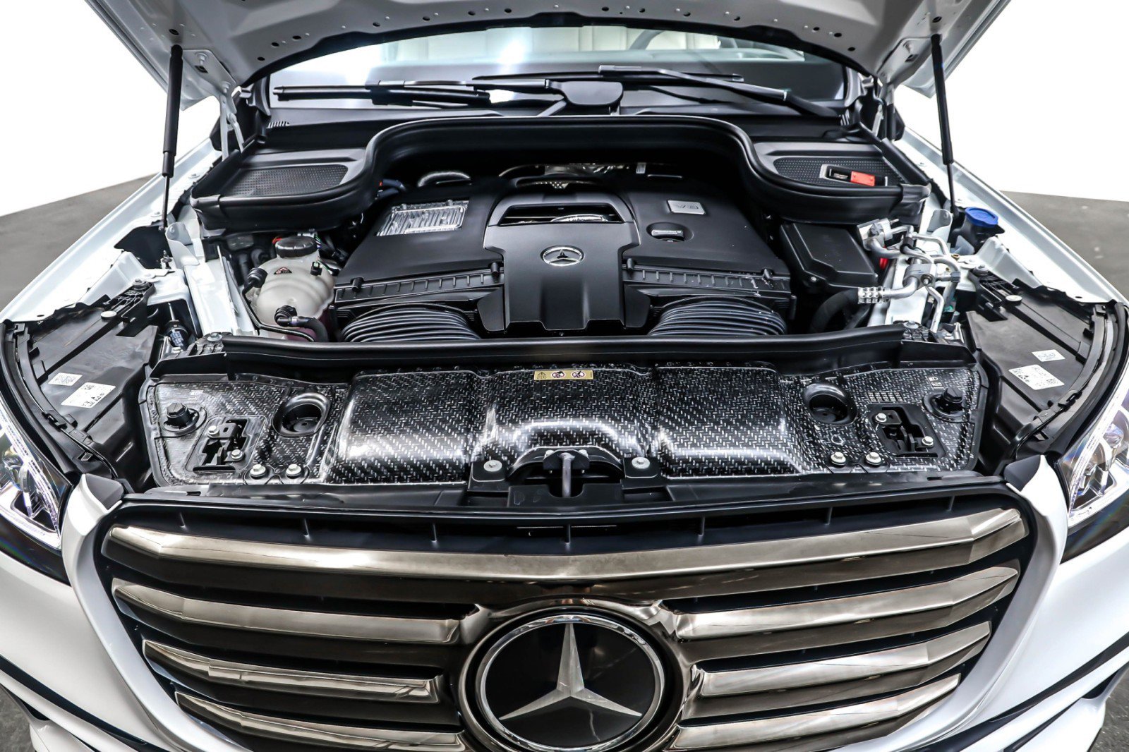 New 2026 Mercedes-Benz GLS 580 4MATIC image 11