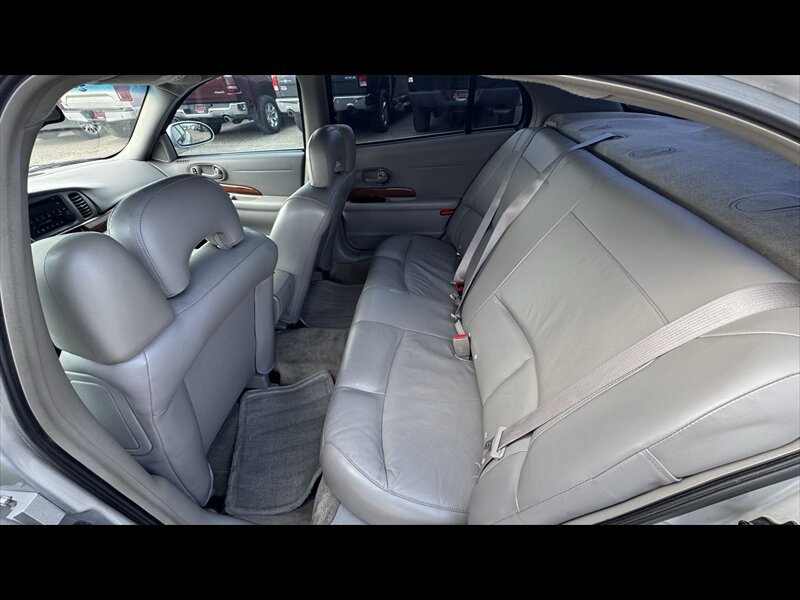 Used 2002 Buick Le Sabre Custom w/ Prestige Pkg FWD image 11