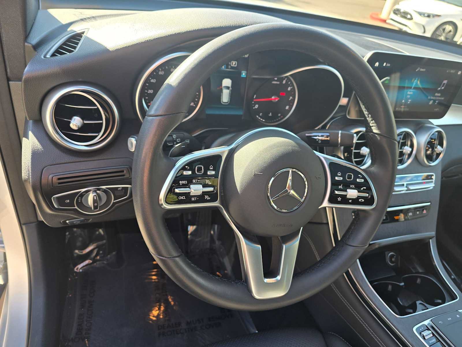 Used 2020 Mercedes-Benz GLC 300 image 25