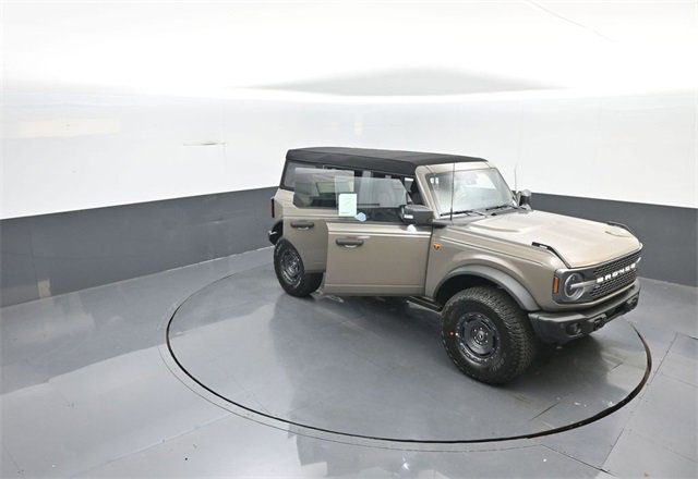 New 2025 Ford Bronco Badlands image 36