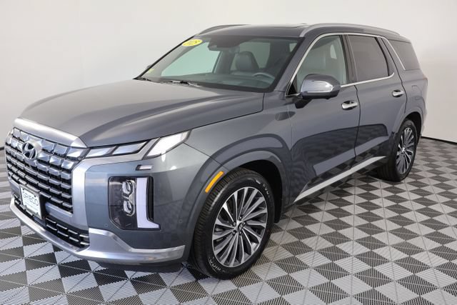 Used 2025 Hyundai Palisade Calligraphy AWD/4WD image 4
