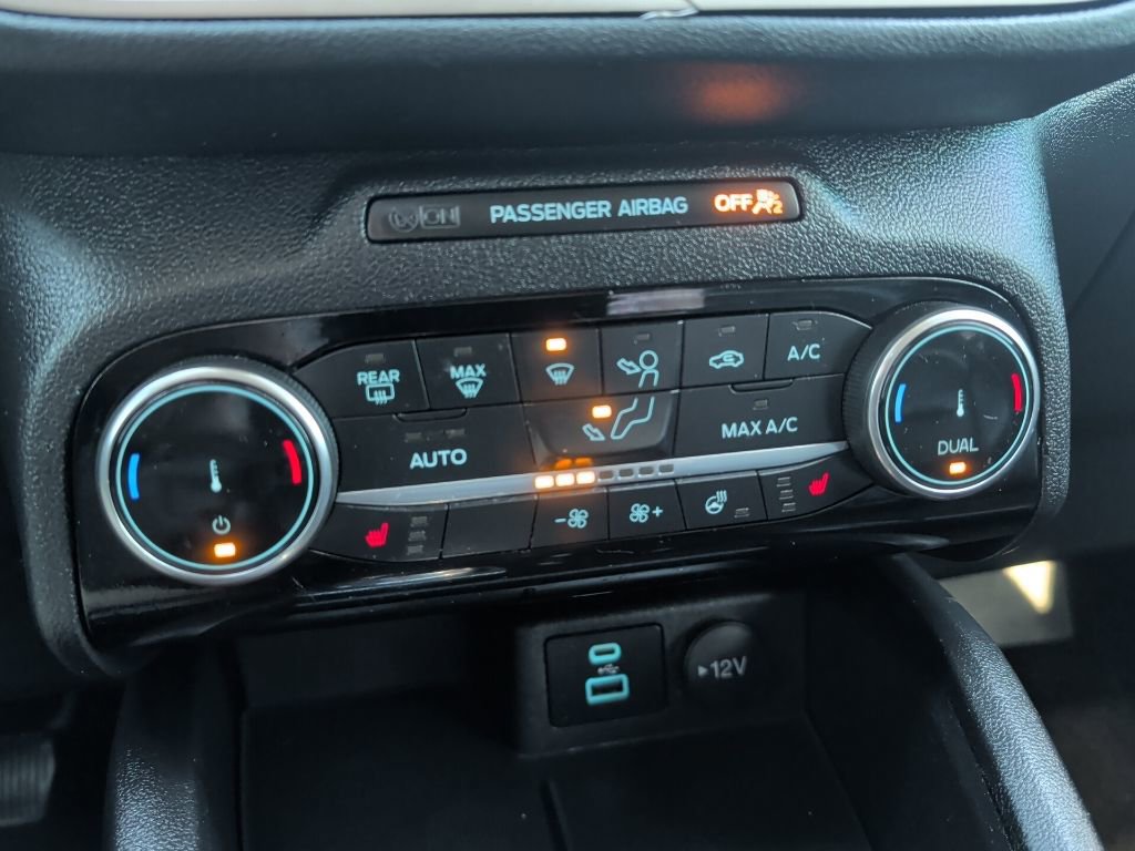 Used 2022 Ford Escape SEL image 27