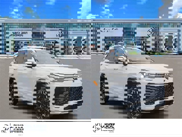 New 2026 Volkswagen Tiguan SEL R-Line image 1