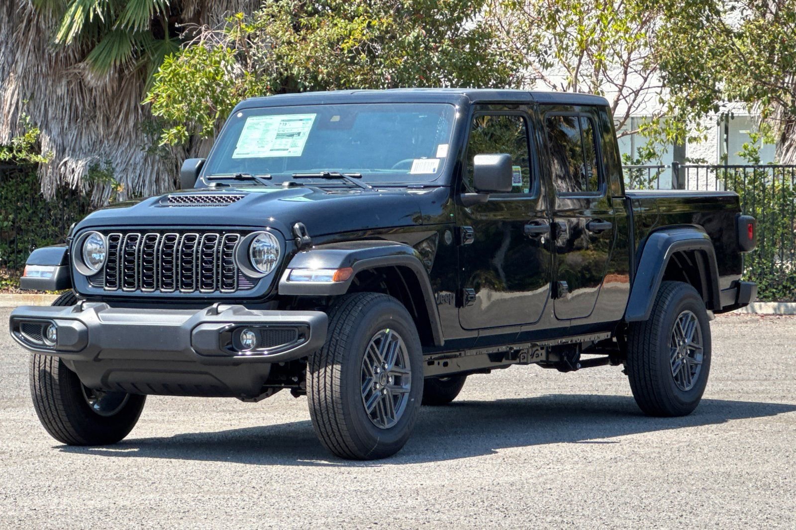 New 2025 Jeep Gladiator Sport AWD/4WD image 7