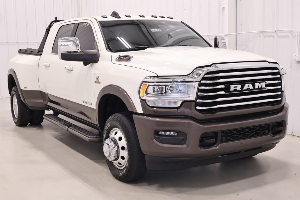 Used 2023 RAM 3500 Limited AWD/4WD image 3