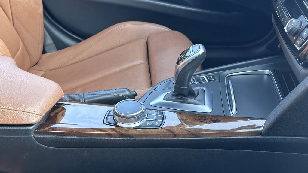 Used 2017 BMW 330i Sedan image 6