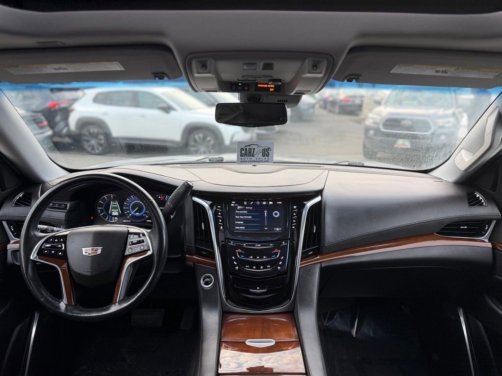 Used 2019 Cadillac Escalade Luxury image 36