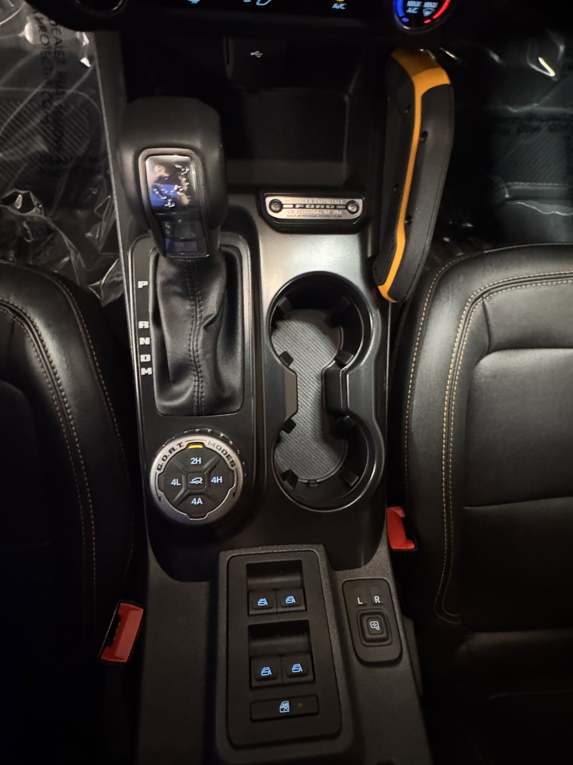 Used 2024 Ford Bronco Badlands image 16