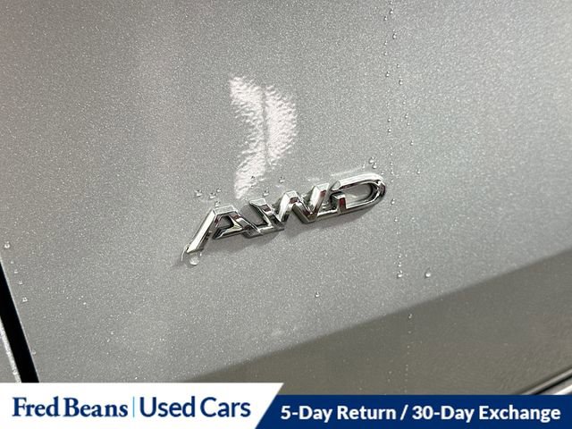 Used 2024 Toyota Grand Highlander Limited image 9