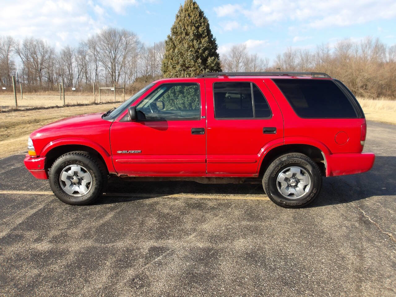 Used 2002 Chevrolet Blazer LS w/ Preferred Equipment Group image 9