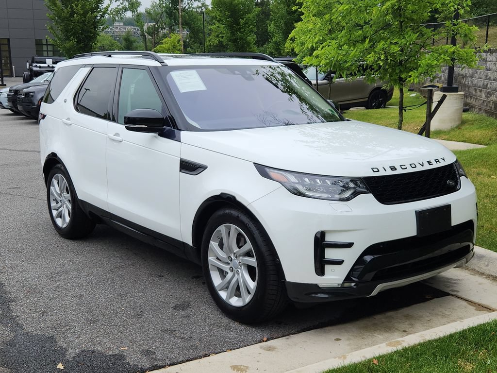 Used 2020 Land Rover Discovery Landmark AWD/4WD image 10