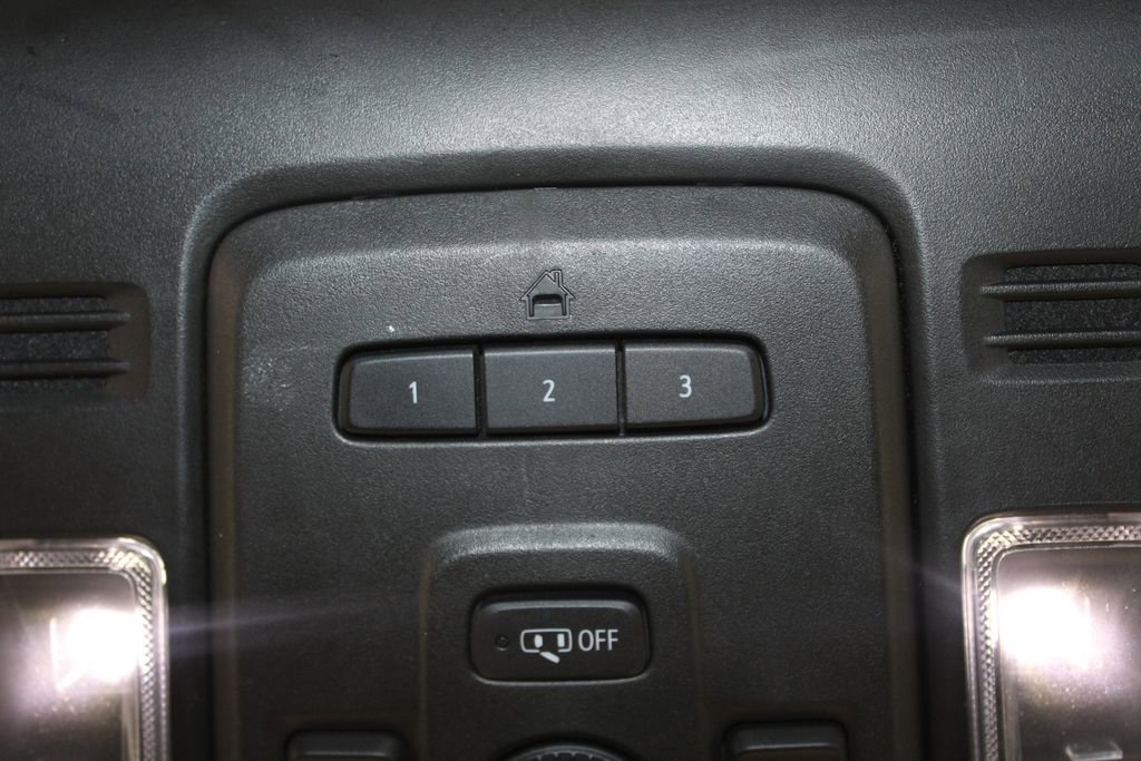 Used 2021 Chevrolet Tahoe Premier w/ Premium Package AWD/4WD image 55