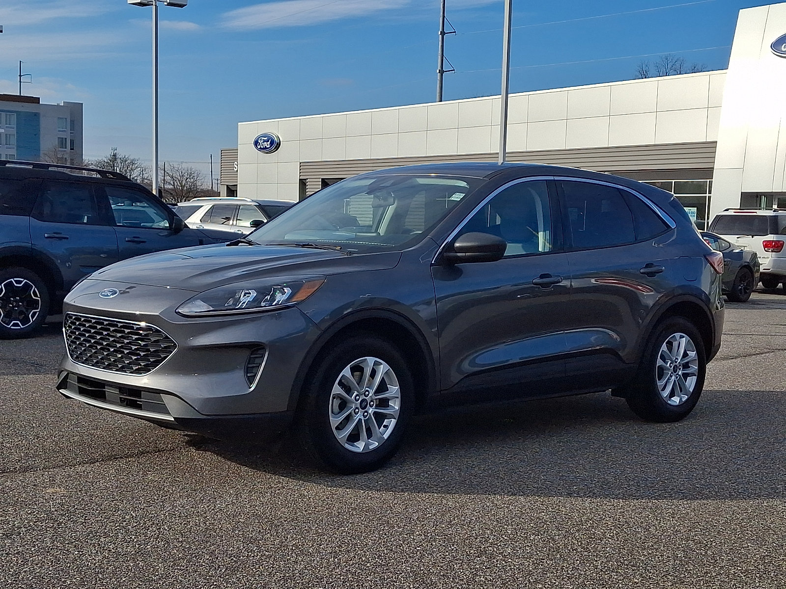 Certified 2022 Ford Escape SE image 5