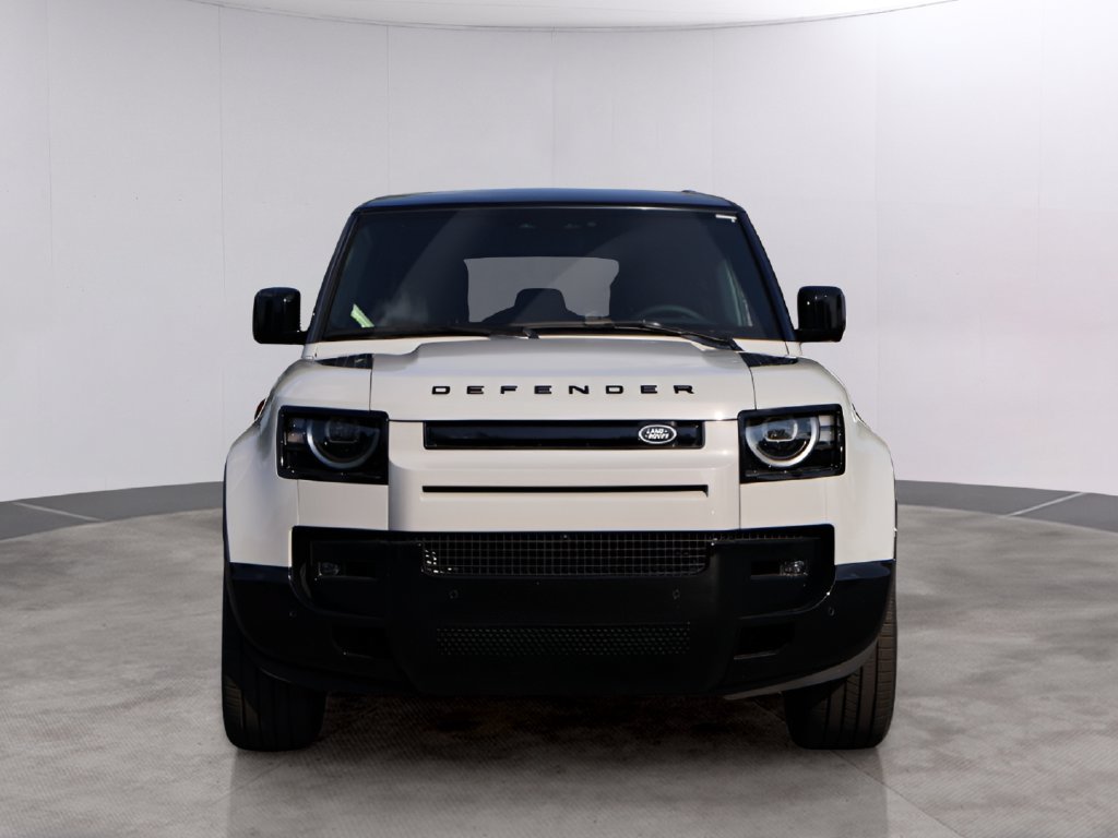 New 2026 Land Rover Defender 110 X-Dynamic SE AWD/4WD image 2