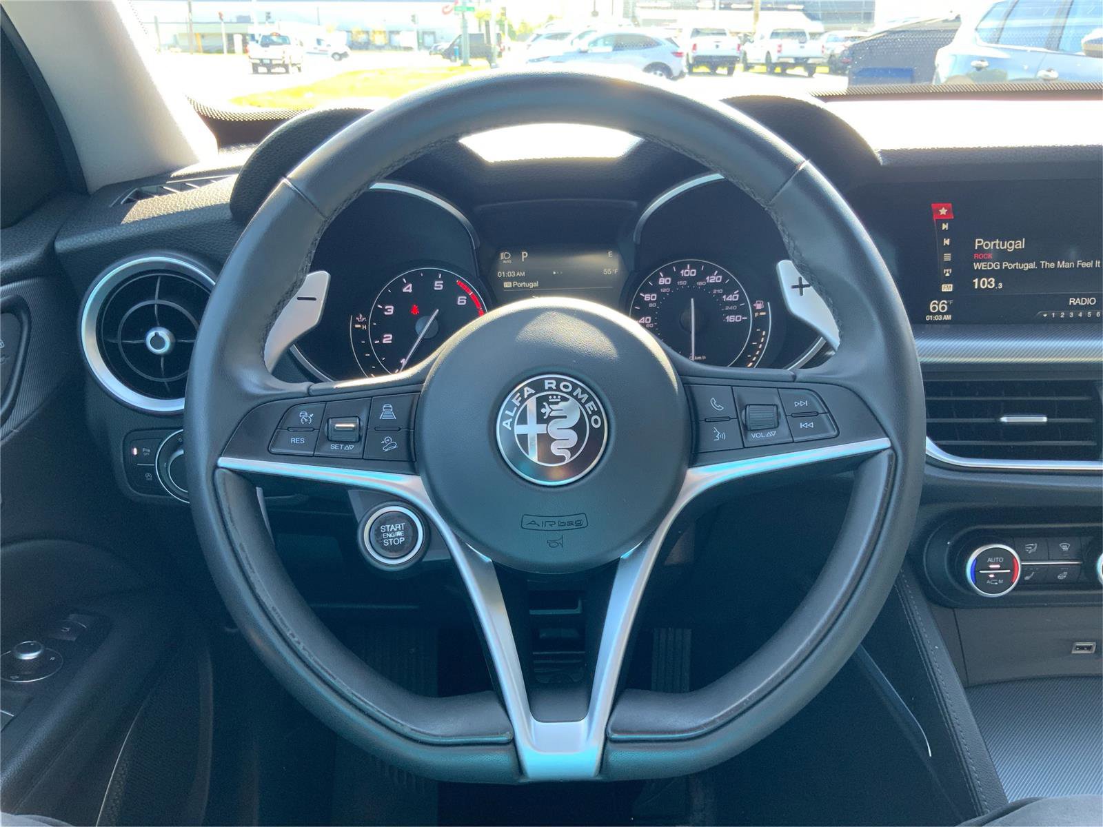 Used 2019 Alfa Romeo Stelvio Ti w/ TI Performance Package AWD/4WD image 16