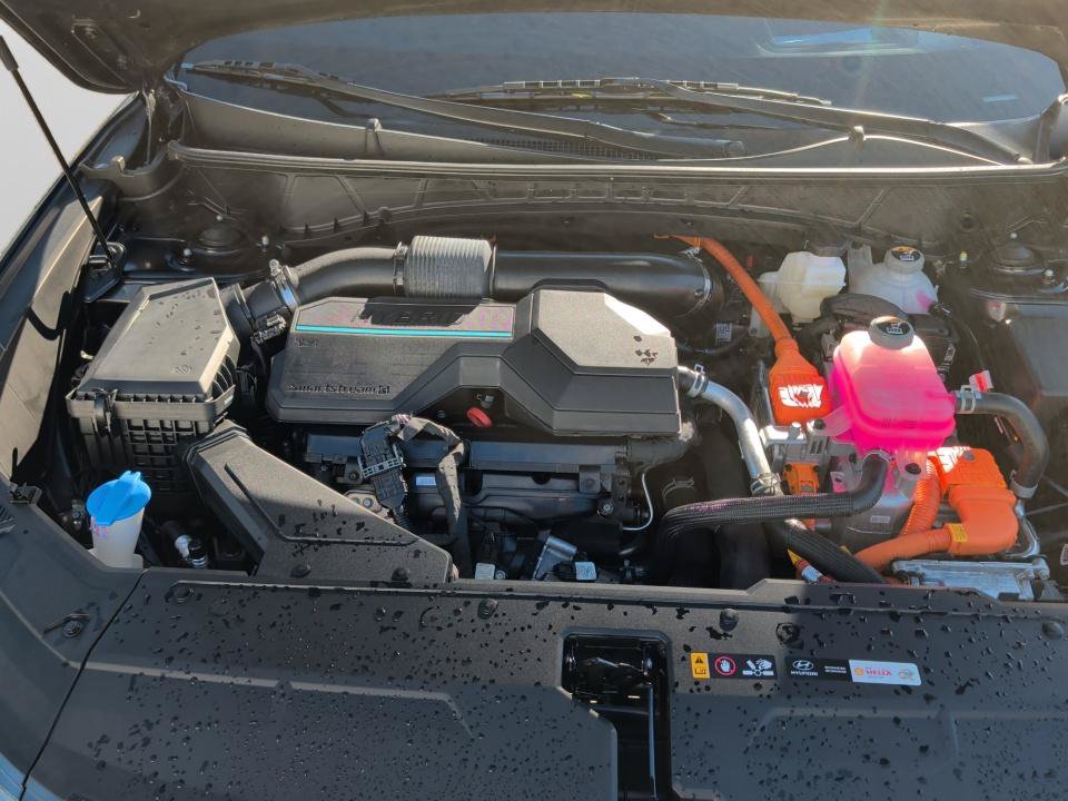 Certified 2025 Hyundai Tucson Limited AWD/4WD image 16