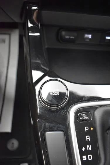 Used 2025 Kia Seltos S FWD image 34