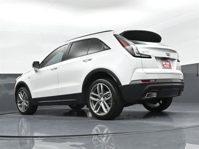 Used 2023 Cadillac XT4 Sport w/ Cold Weather Package FWD image 33