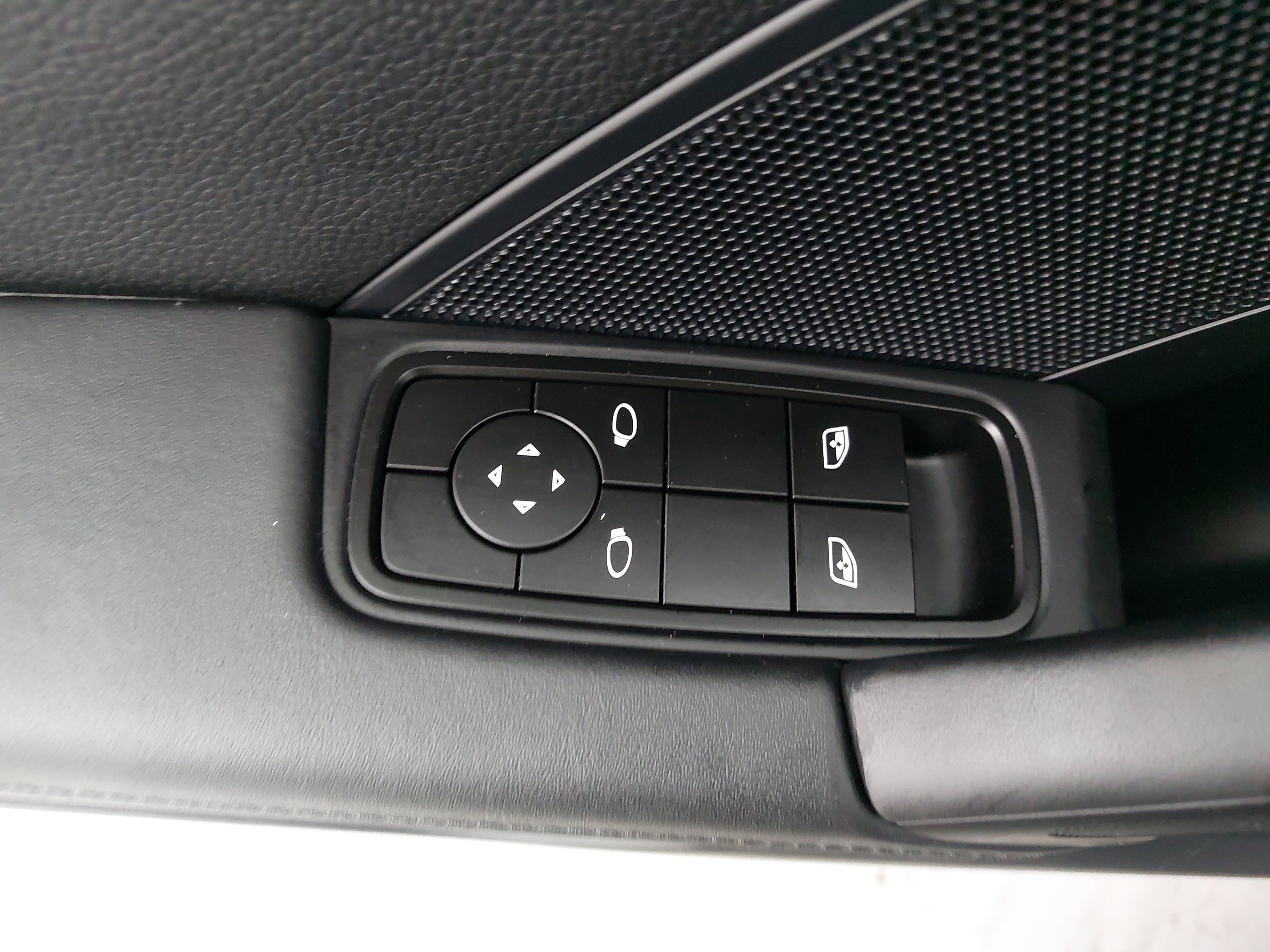 Used 2024 Porsche 911 Carrera T image 26