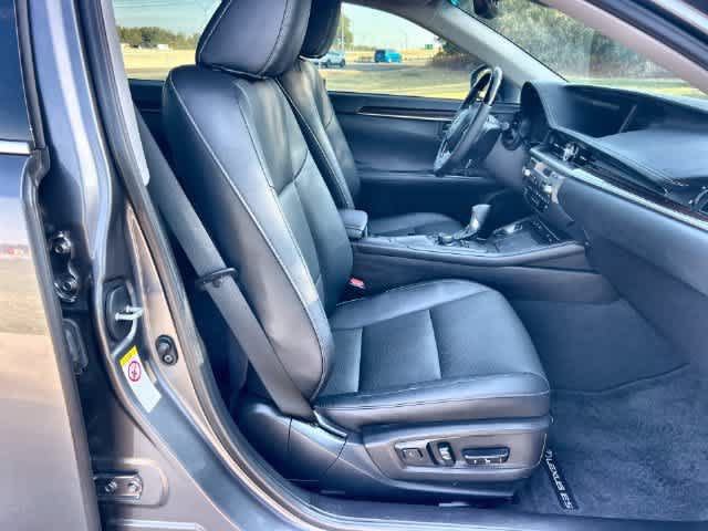 Used 2017 Lexus ES 350 w/ Premium Package FWD image 12