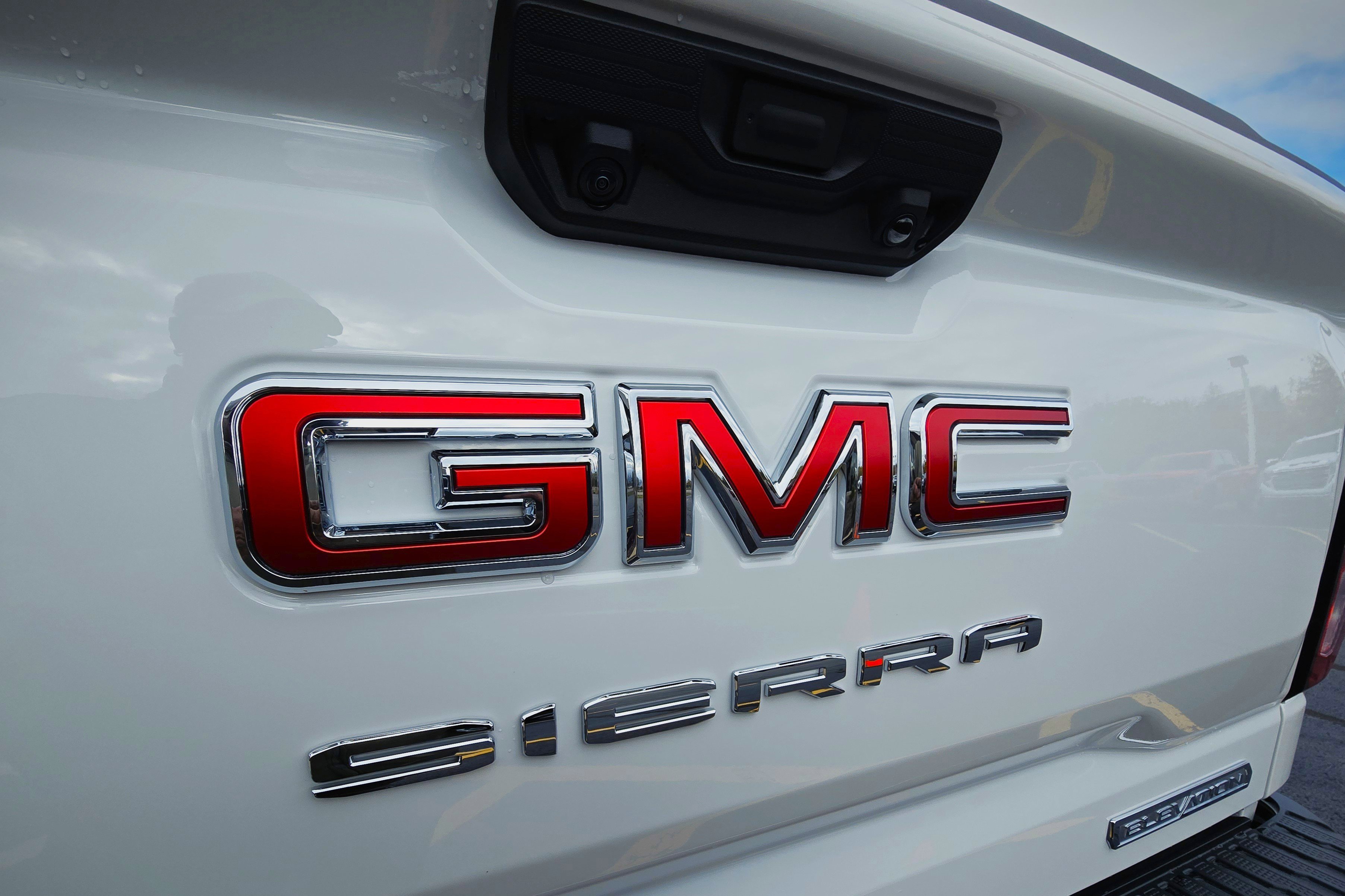 New 2026 GMC Sierra 1500 Elevation image 38