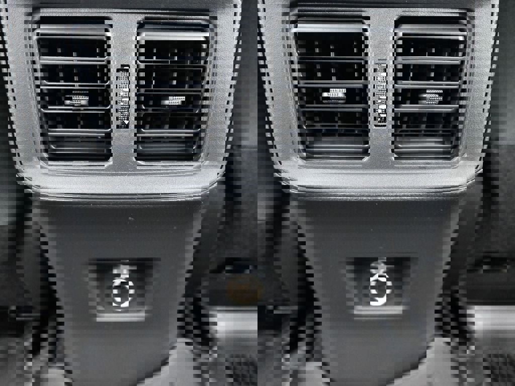 New 2025 Toyota RAV4 LE image 15