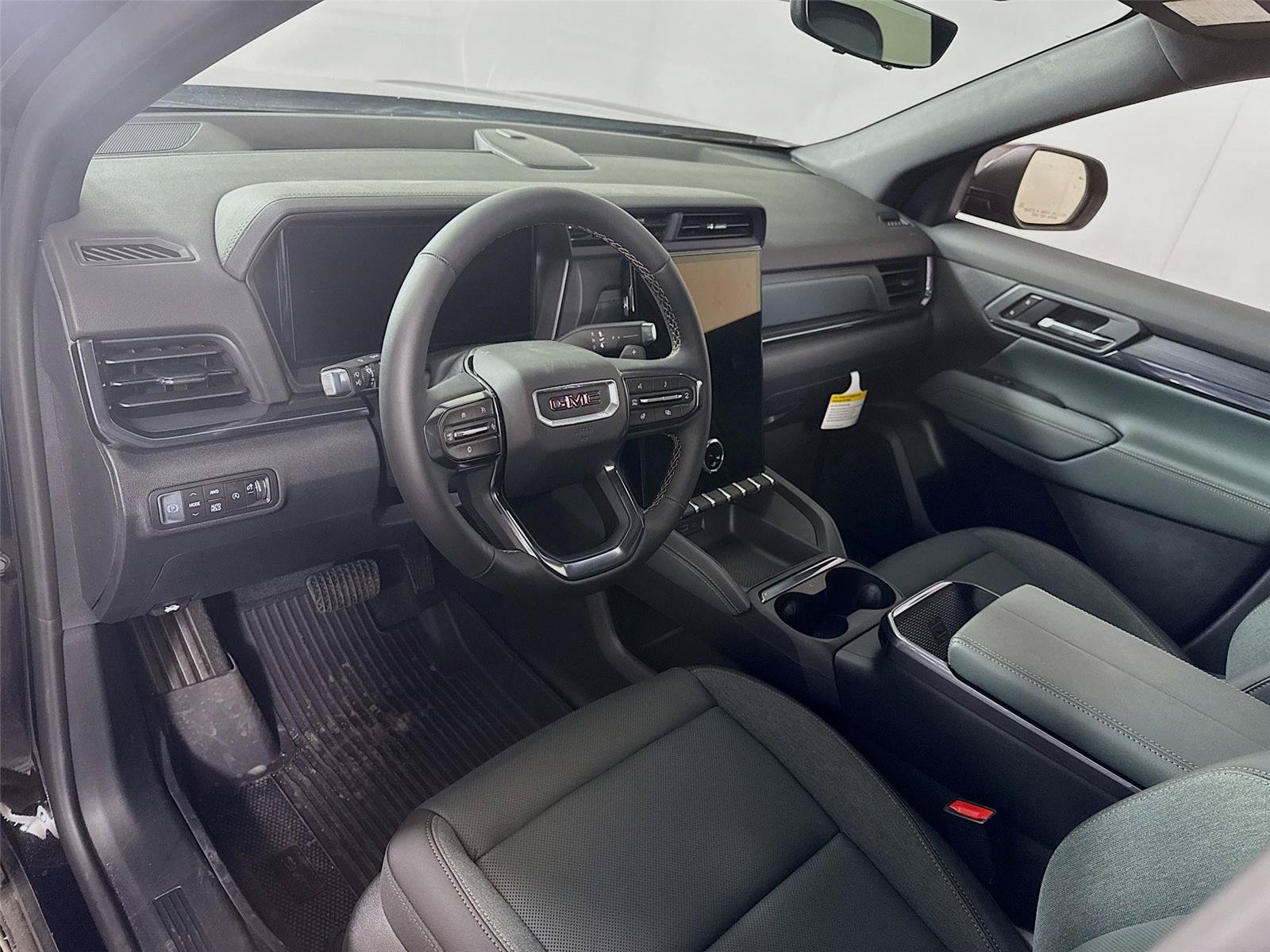 New 2026 GMC Terrain AT4 w/ Convenience Package III AWD/4WD image 3