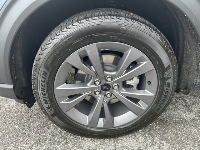 New 2025 Ford Explorer Active image 13