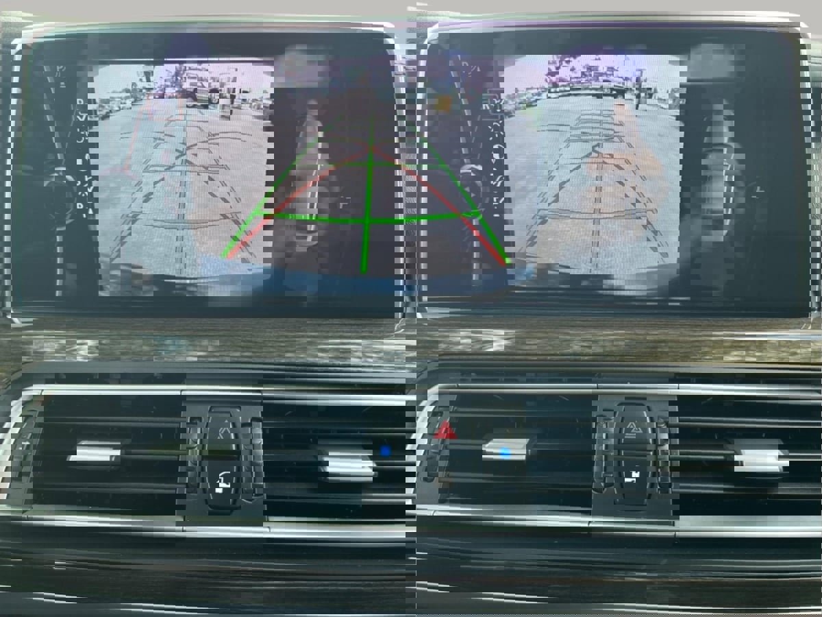 Used 2010 BMW 750Li image 17