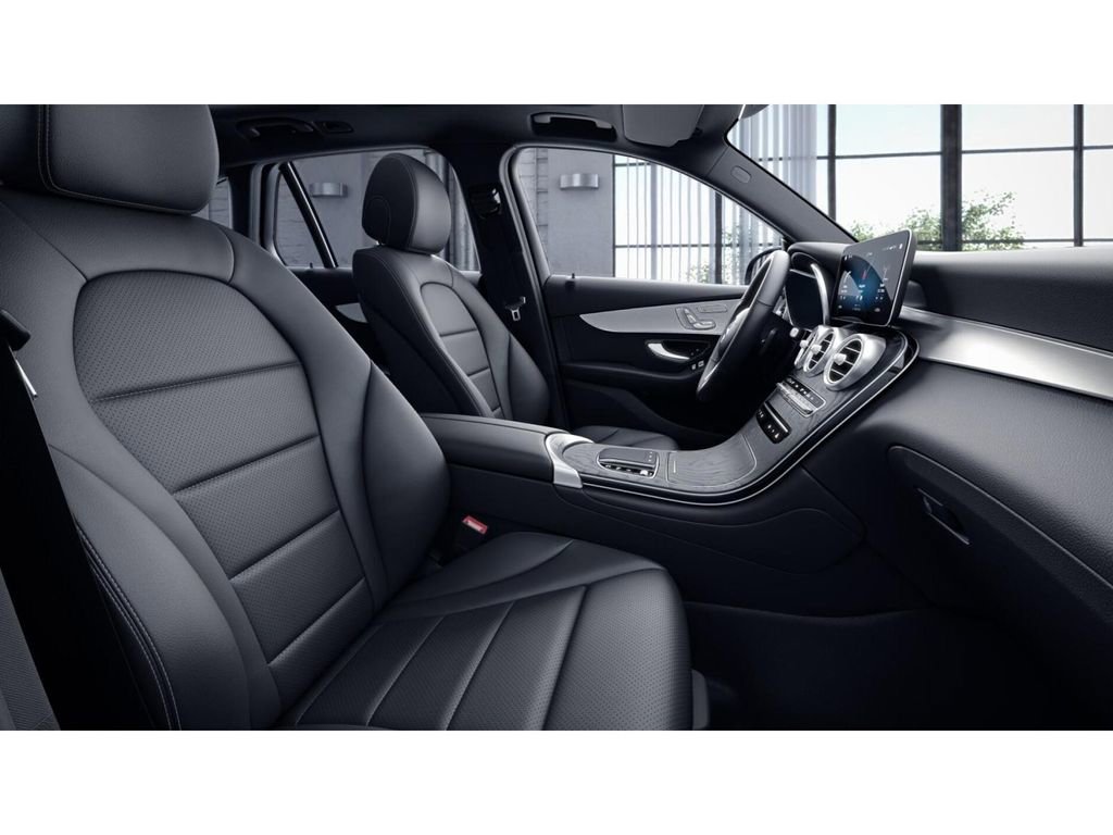 Certified 2022 Mercedes-Benz GLC 300 4MATIC image 4