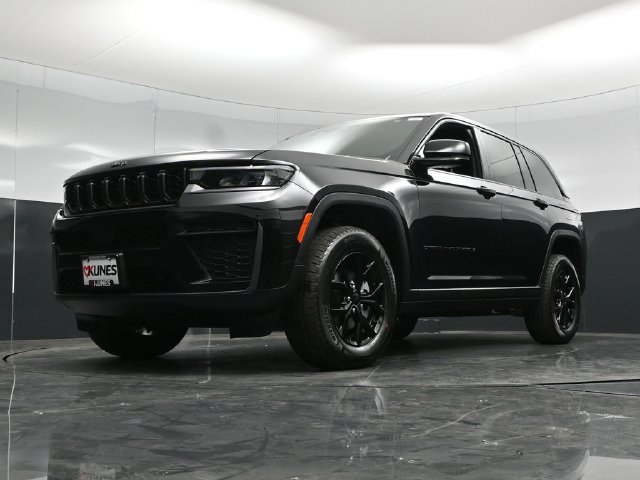 New 2026 Jeep Grand Cherokee Altitude AWD/4WD image 59