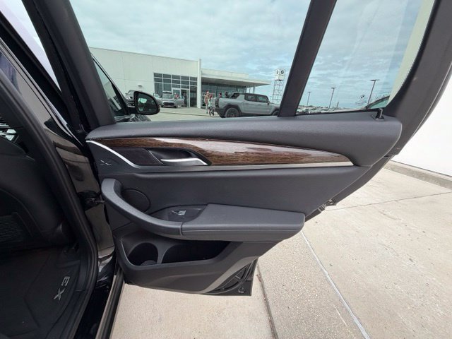 Used 2021 BMW X3 sDrive30i w/ Premium Package RWD image 32