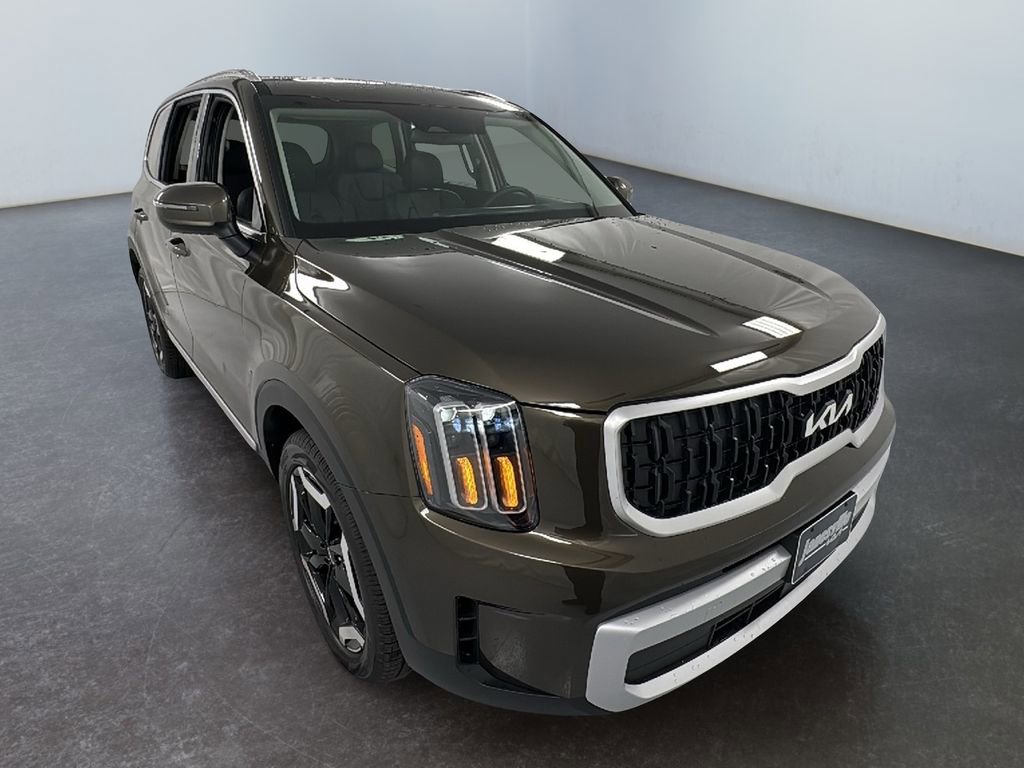 New 2025 Kia Telluride EX w/ EX Captain's Chair Package