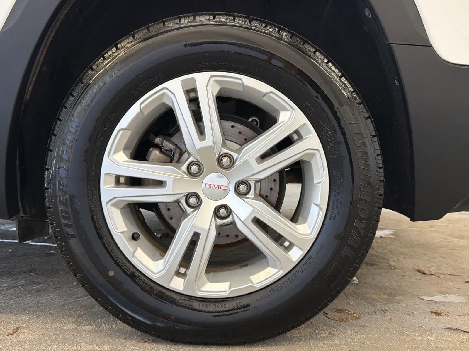 Used 2019 GMC Terrain SLE w/ Driver Convenience Package FWD image 11