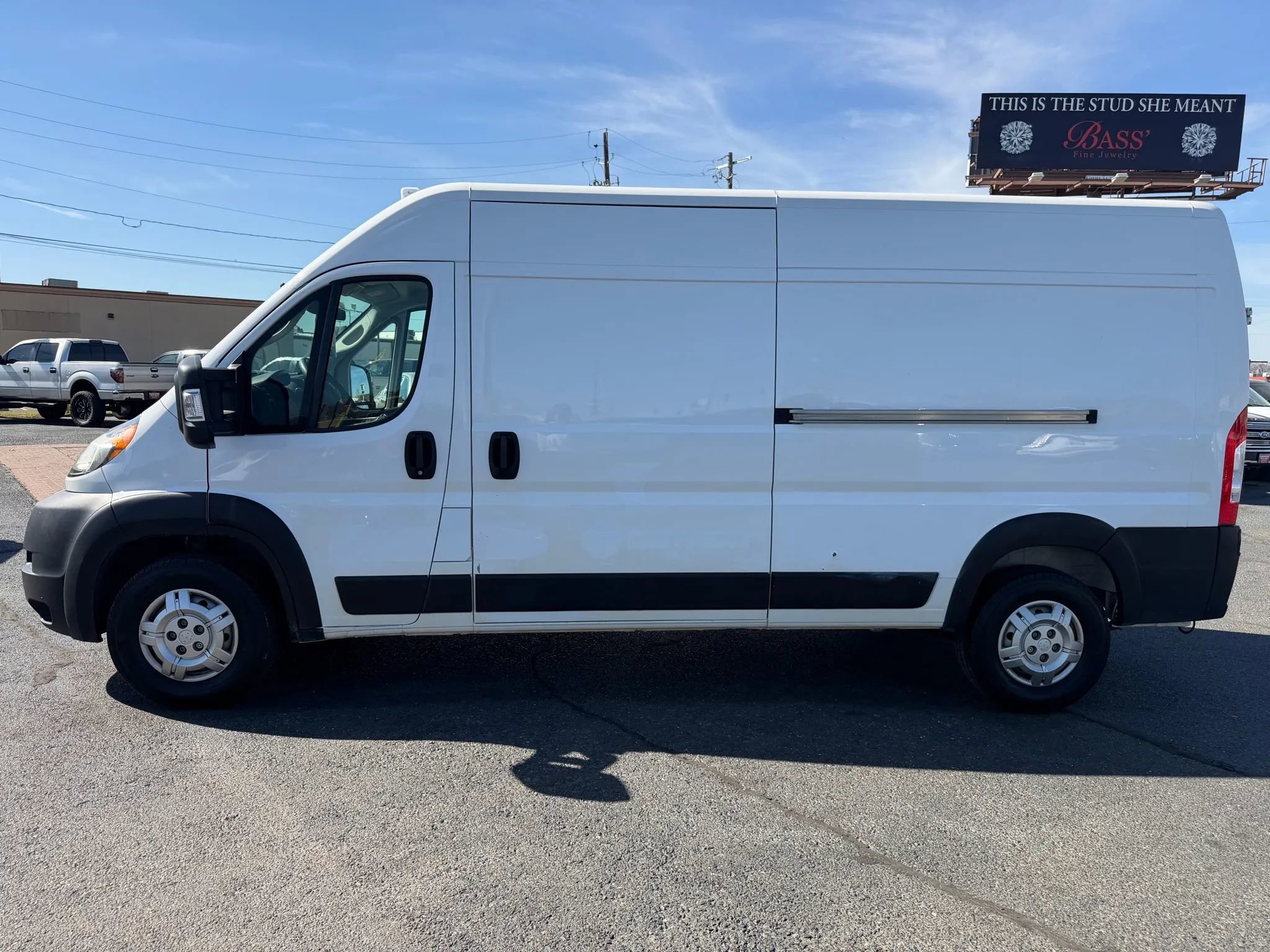 Used 2022 RAM ProMaster 2500 w/ Interior LED Lighting Group image 2