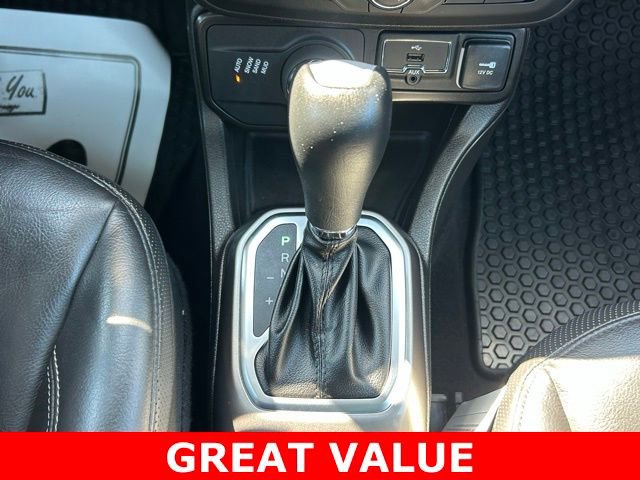 Used 2022 Jeep Renegade Limited image 25