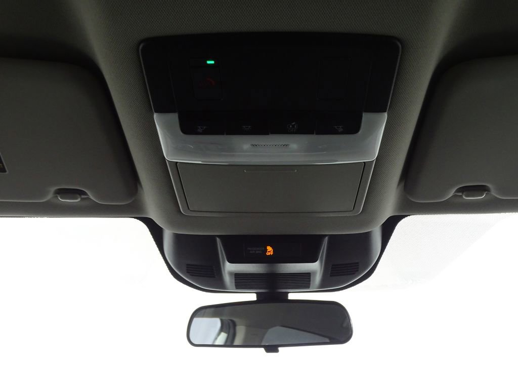 Used 2023 Nissan Rogue SV image 28