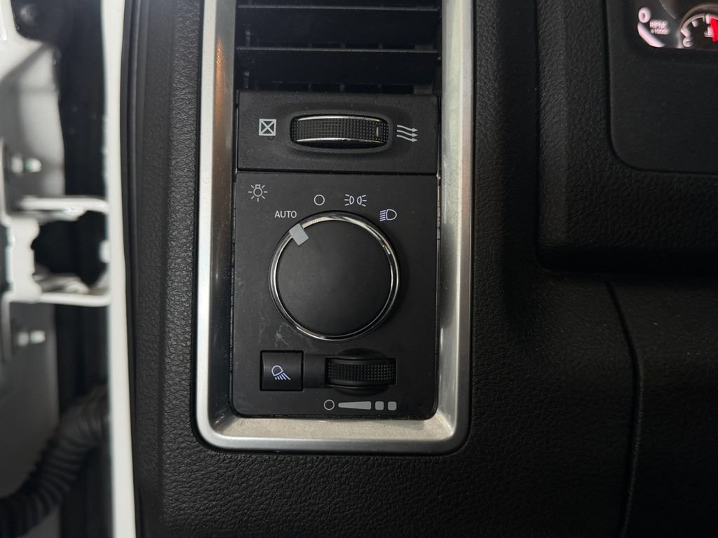 Used 2024 RAM 1500 Classic SLT AWD/4WD image 24