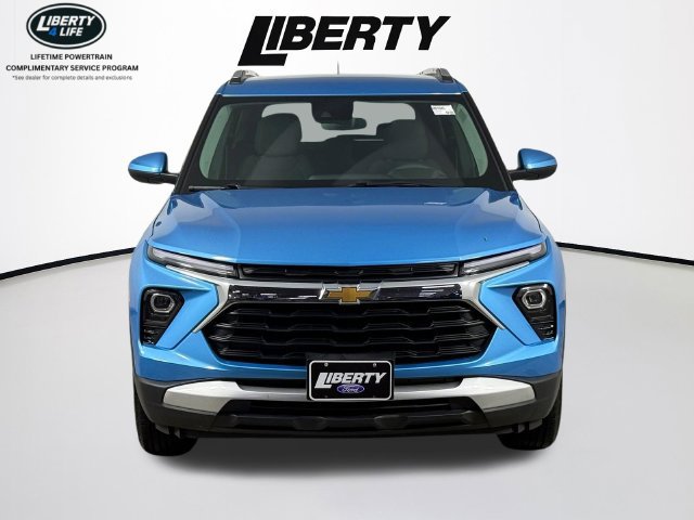 Used 2025 Chevrolet TrailBlazer LT AWD/4WD image 9