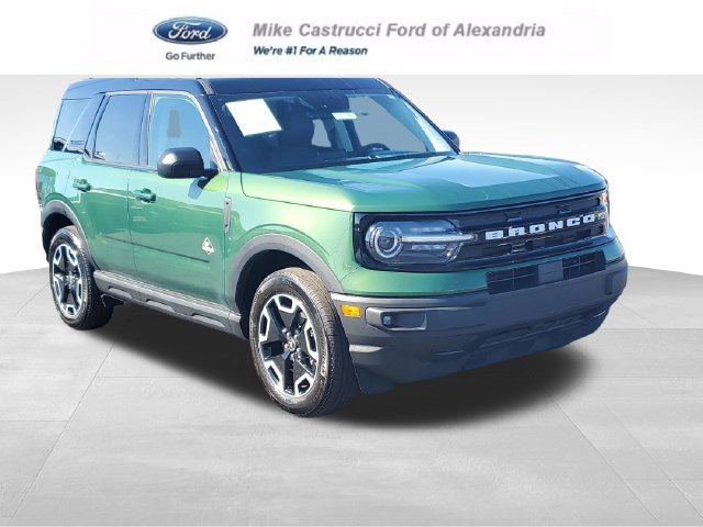 Used 2024 Ford Bronco Sport Outer Banks w/ Tech Package AWD/4WD image 1