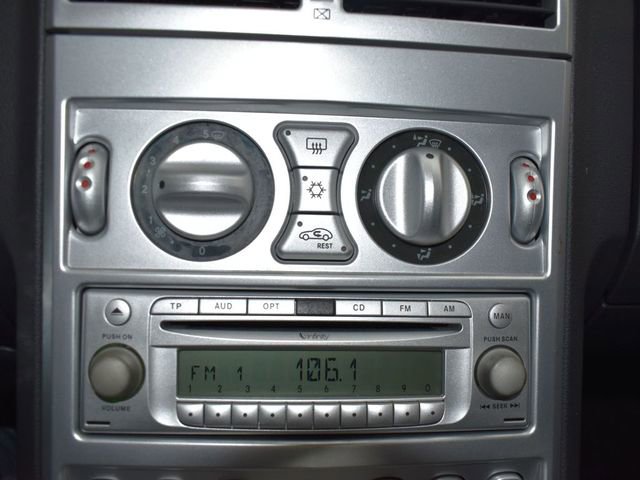 Used 2008 Chrysler Crossfire Limited image 19