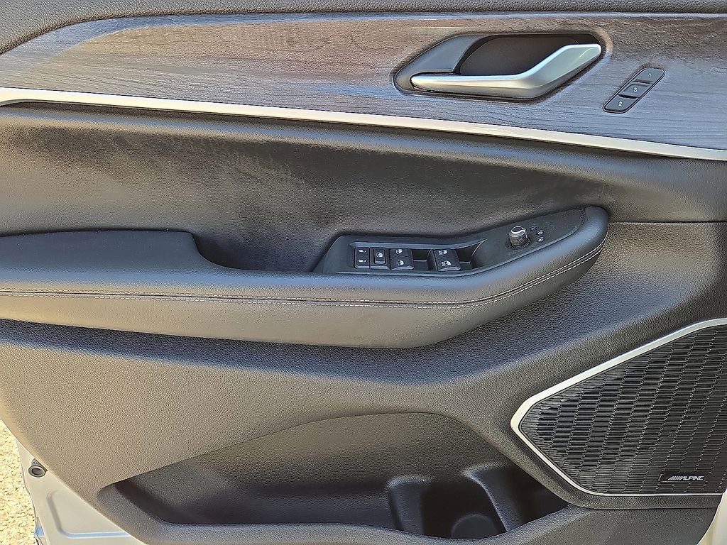 Used 2021 Jeep Grand Cherokee L Limited w/ MOPAR Finishing Package image 23