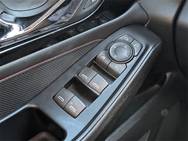 Used 2023 Chevrolet Traverse RS image 22