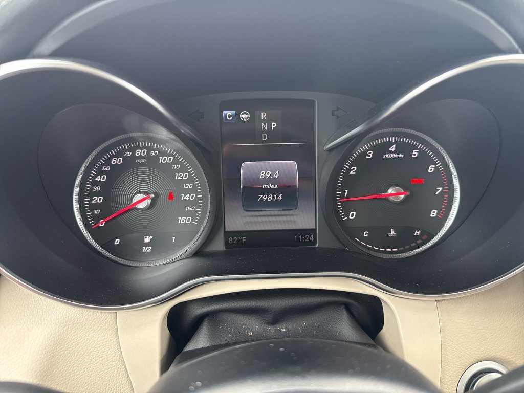 Used 2018 Mercedes-Benz GLC 300 4MATIC image 38