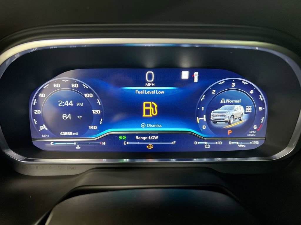 Used 2023 Chevrolet Tahoe Z71 w/ Luxury Package image 12