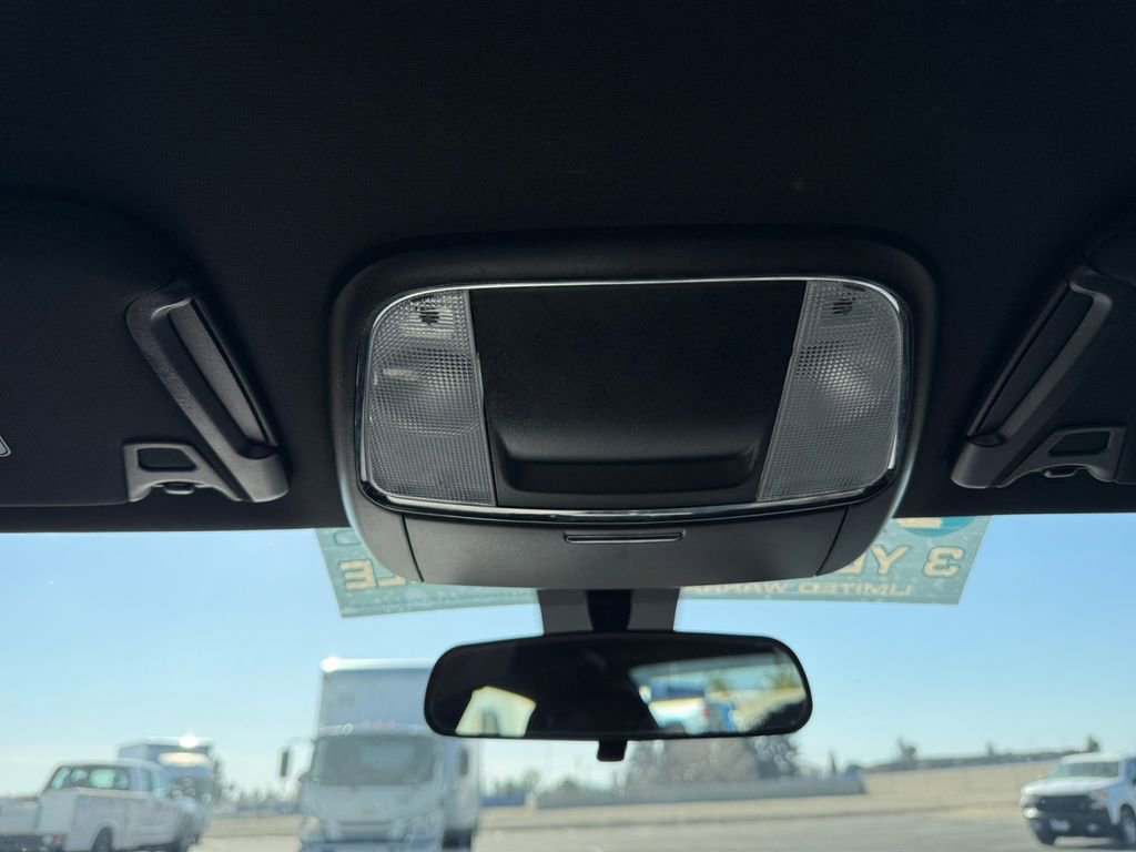 Used 2023 Dodge Charger SXT image 24